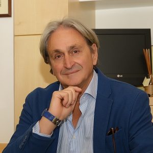 Persichetti Gianni Dr., Italia