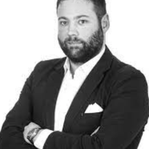 Pavolucci Giulio Dr., Italy